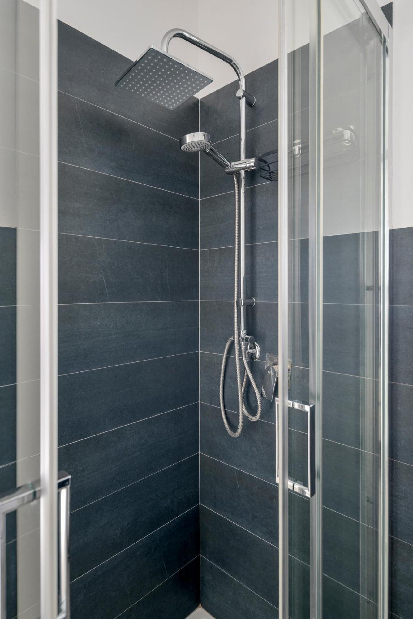 Dolcevitasuites - Modern 3 Bdr Villa In S. Lorenzo Reitani Luaran gambar