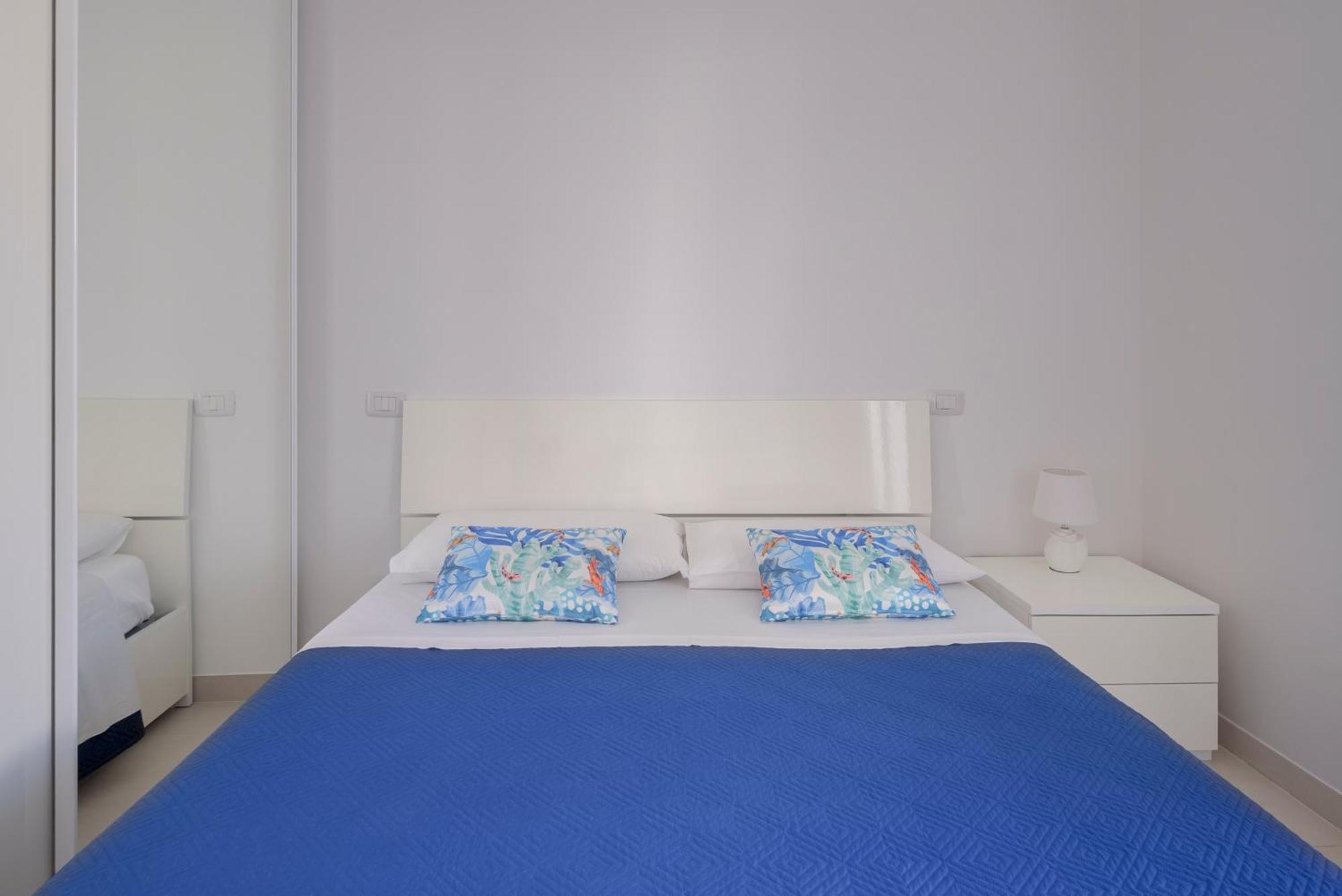 Dolcevitasuites - Modern 3 Bdr Villa In S. Lorenzo Reitani Luaran gambar